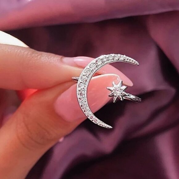 Stunning & Sparkly Crescent Moon and Star Design🌙💍✨Adjustable Cuff Style😍 - Picture 1 of 6